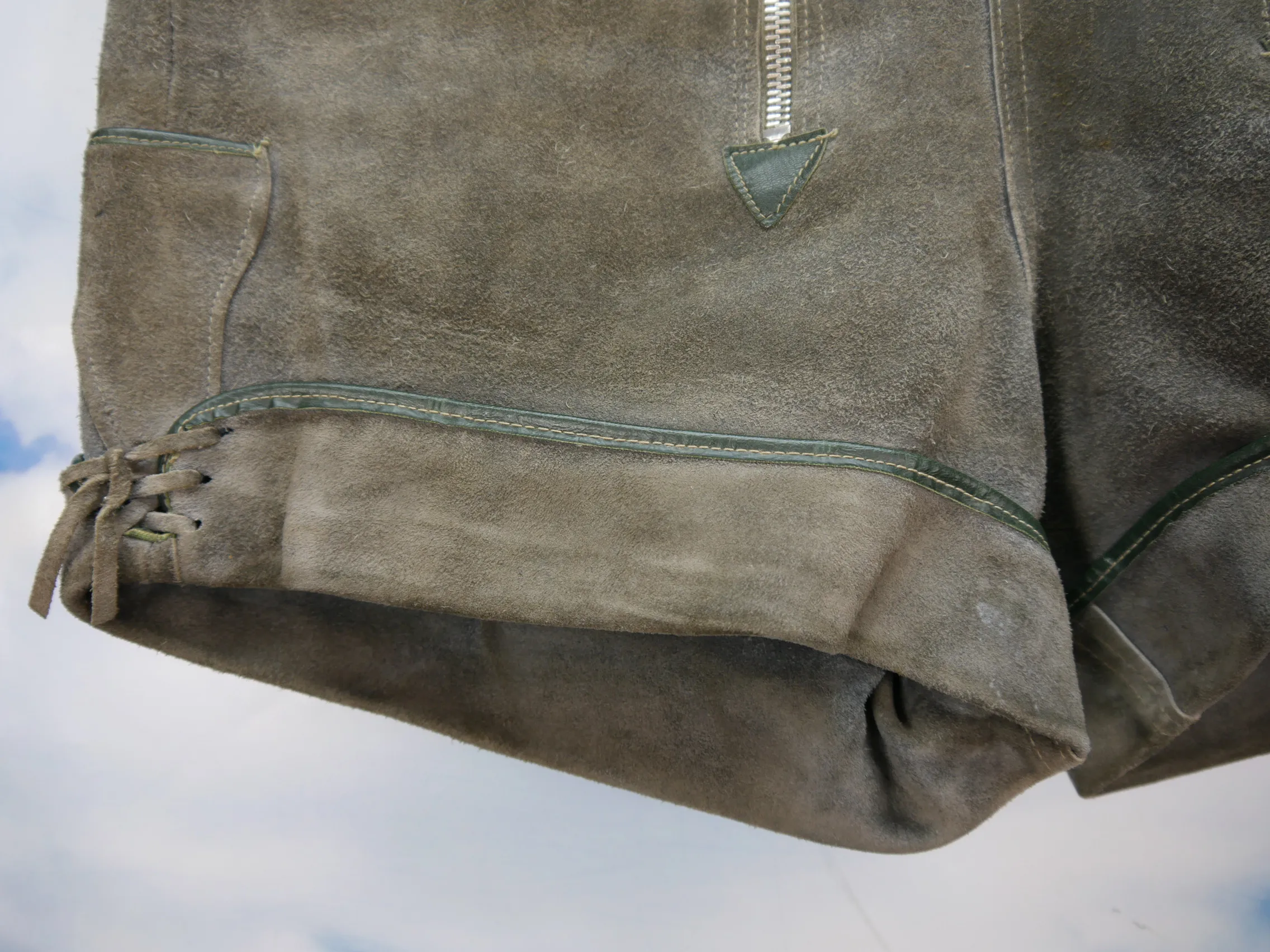 Doppelzipp DDR Vintage Lederhose kurze stabile Pfadfinder Hose Gr.46