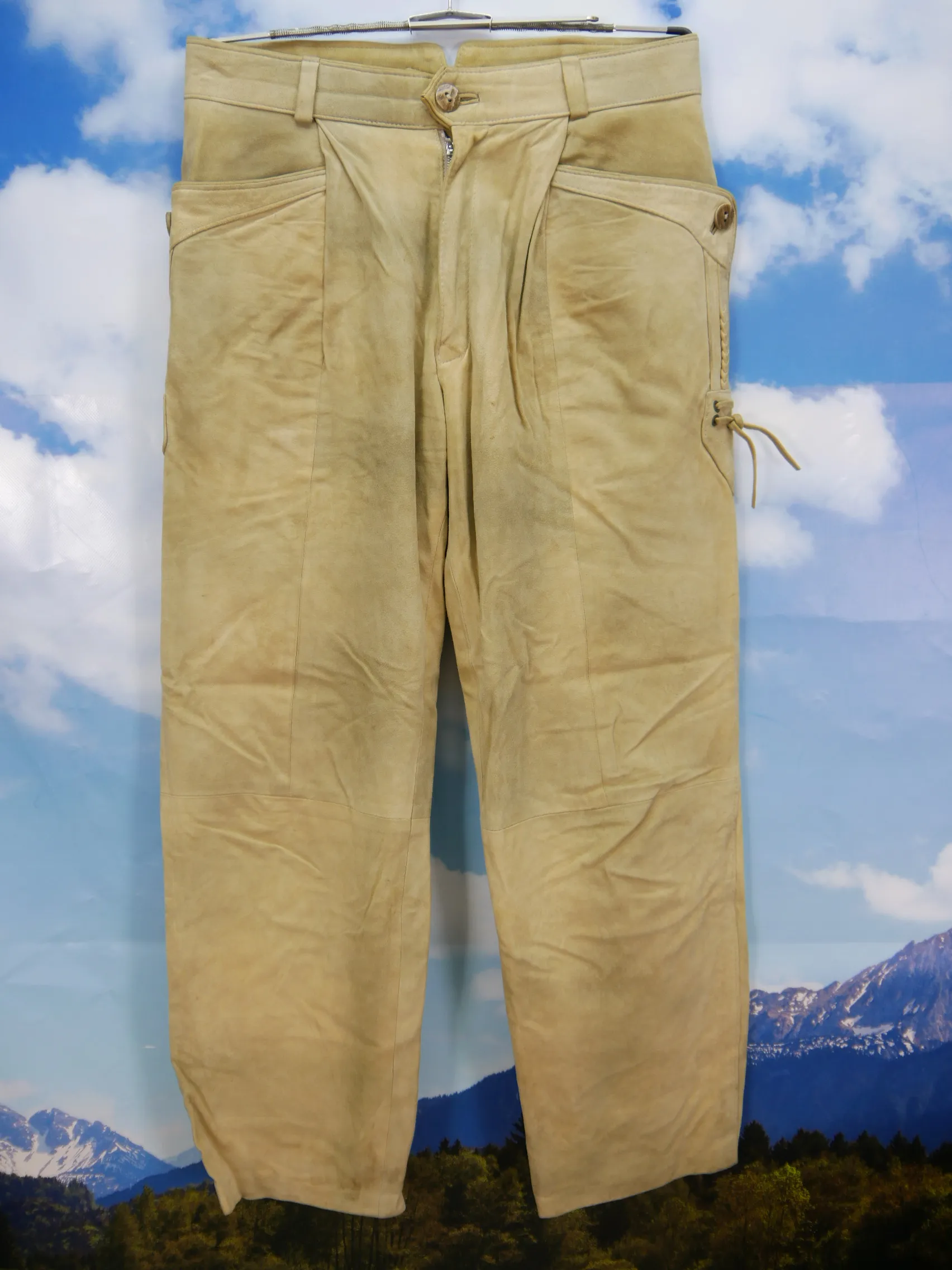 Lange weiche leichte Kalbsleder o.ä. Lederhose in gelb mit Bundfalte Gr.46
